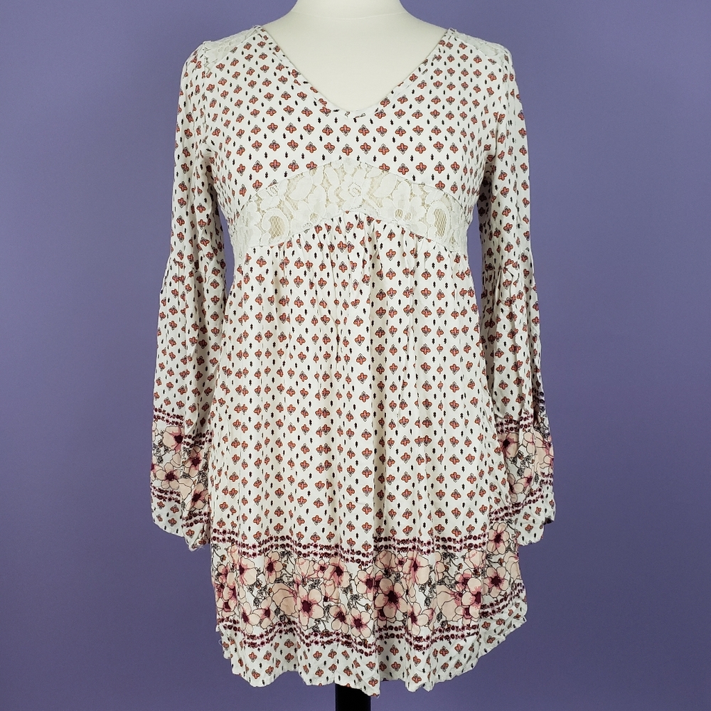 Bohemian Flowy Dress with Lace